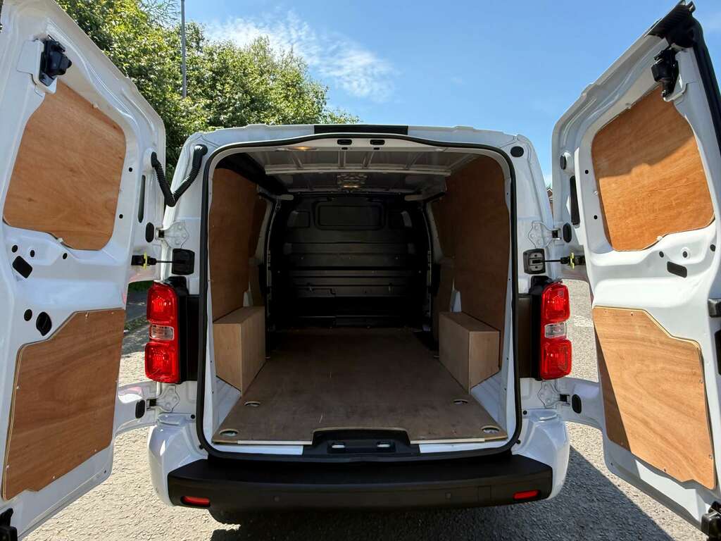 Citroen Dispatch Driver L2 With Ac Nav KJ24UHW White #3