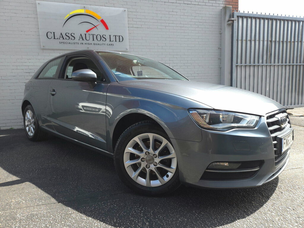 Audi A3 1.6 Tdi Se Sportback S Tronic Euro 5 Ss