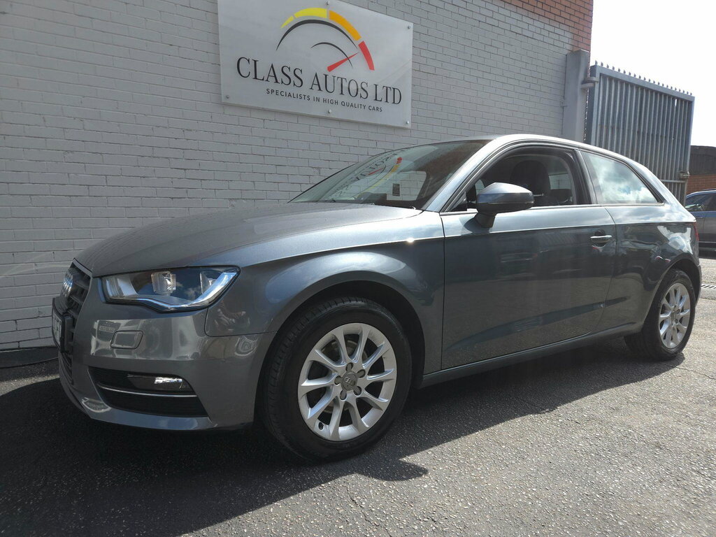 Audi A3 1.6 Tdi Se Sportback S Tronic Euro 5 Ss #3