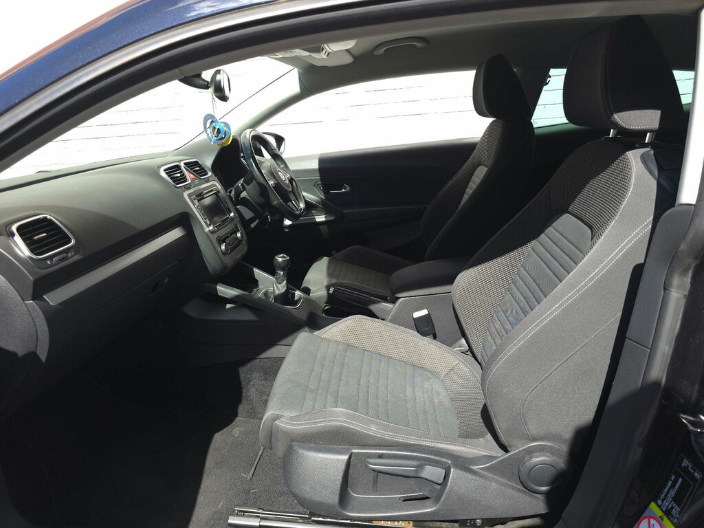 Volkswagen Scirocco Hatchback 1.4 Tsi Dsg Euro 5 201161 Blue #20