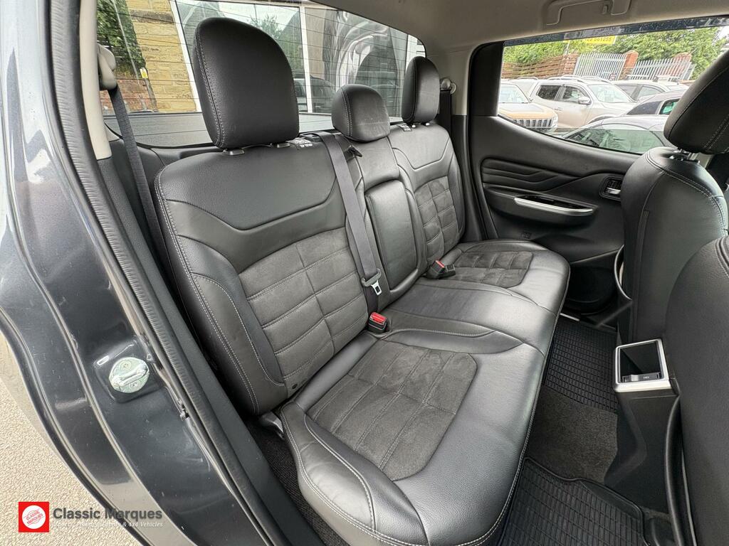 Mitsubishi L200 Challenger Di-d 4Wd Black #23
