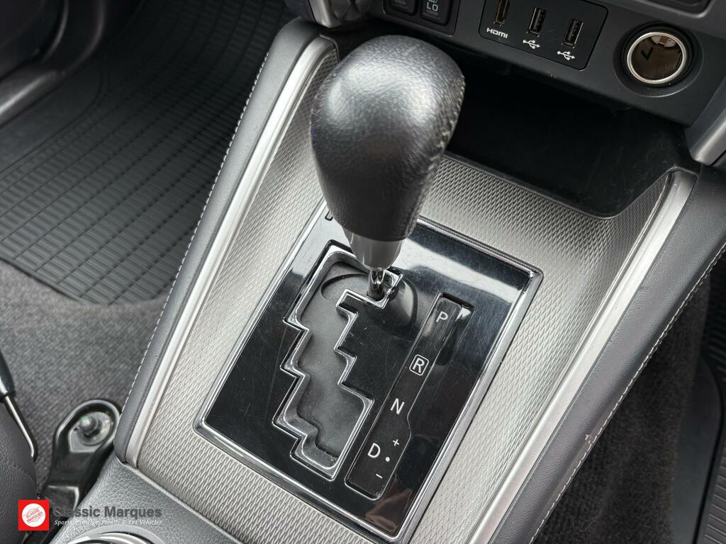 Mitsubishi L200 Challenger Di-d 4Wd Black #40