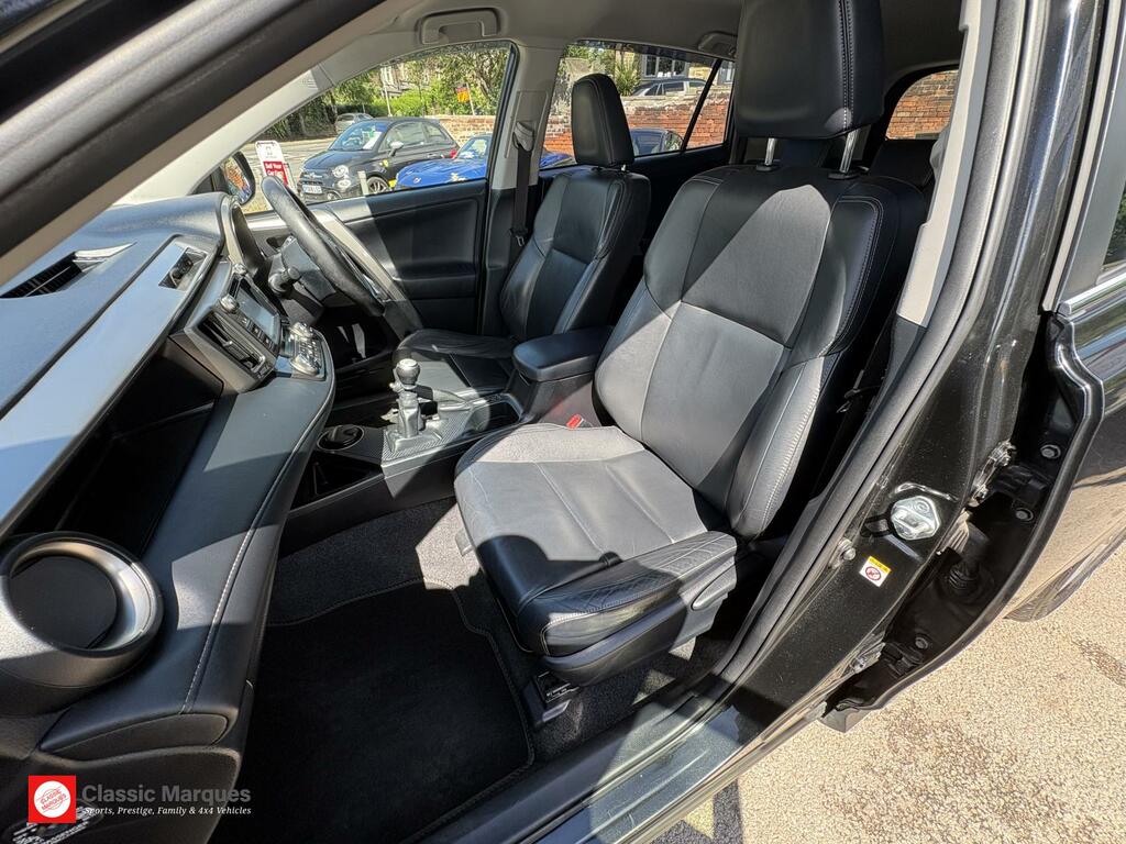 Toyota Rav 4 2.2 D-4d Invincible #14