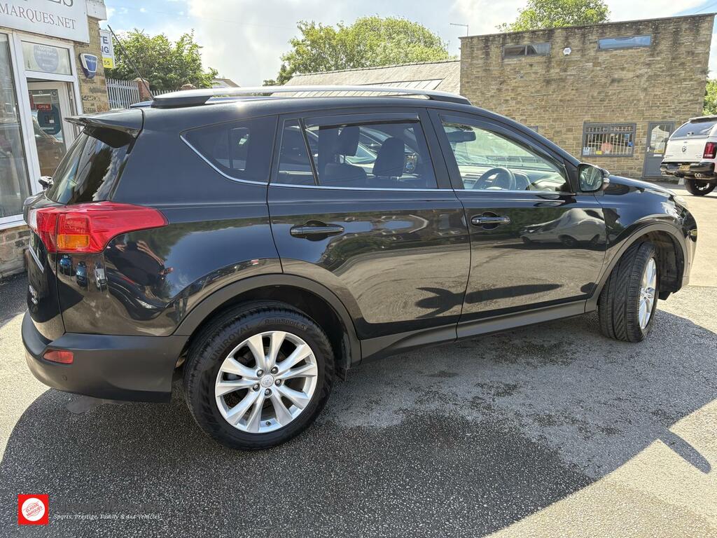 Toyota Rav 4 Invincible Black #2