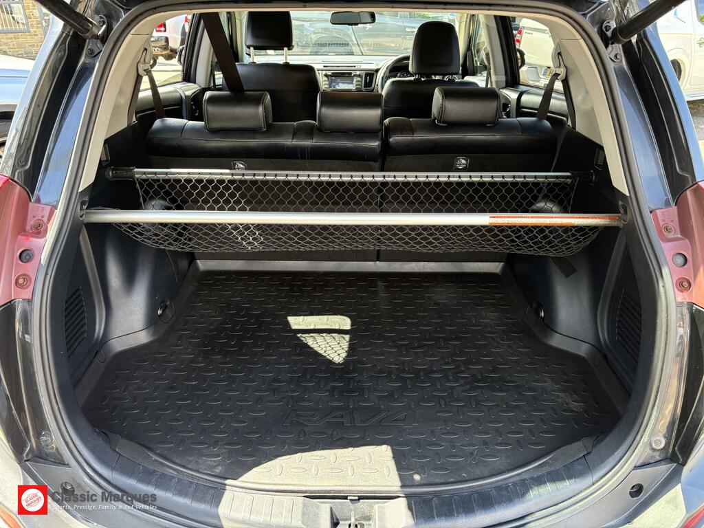 Toyota Rav 4 2.2 D-4d Invincible #16