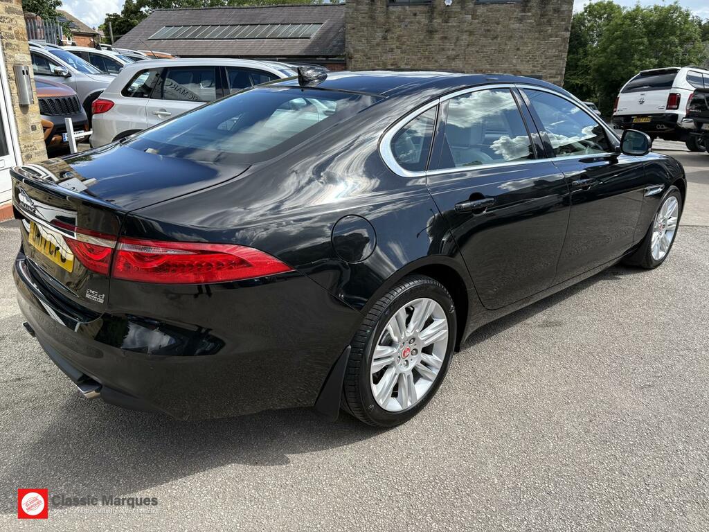 Jaguar XF Portfolio Black #6