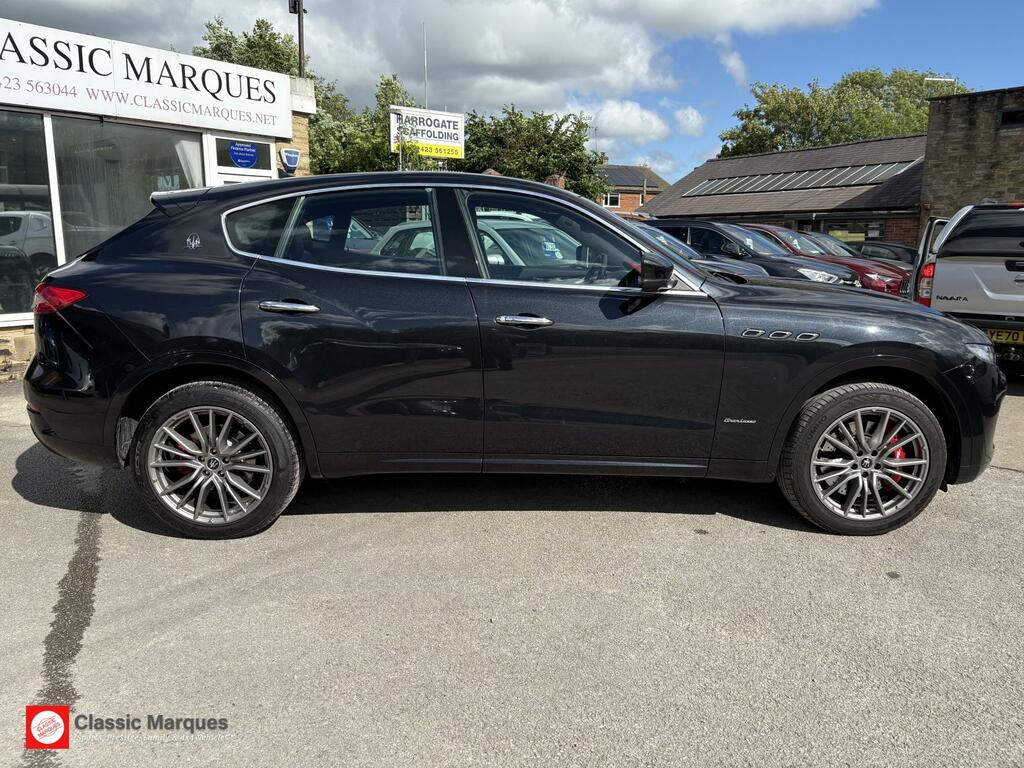 Maserati Levante V6 #7