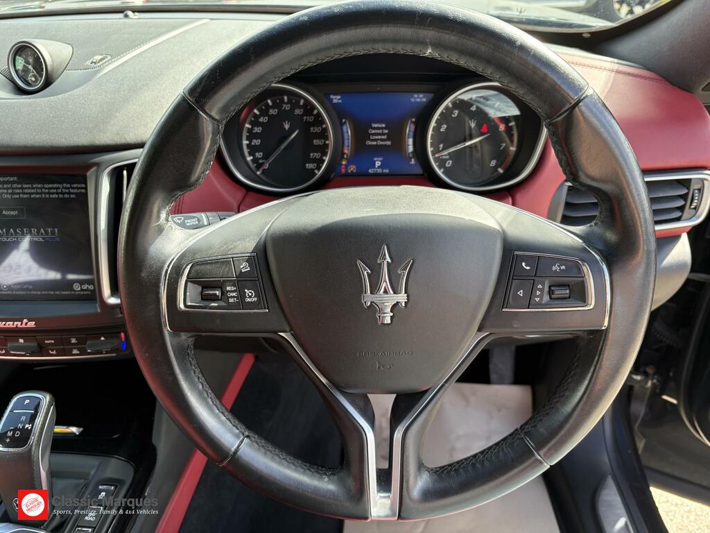 Maserati Levante V6 #35
