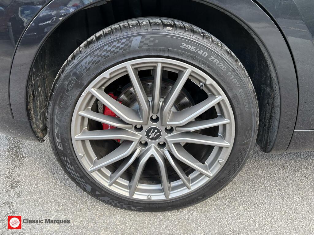 Maserati Levante V6 #61