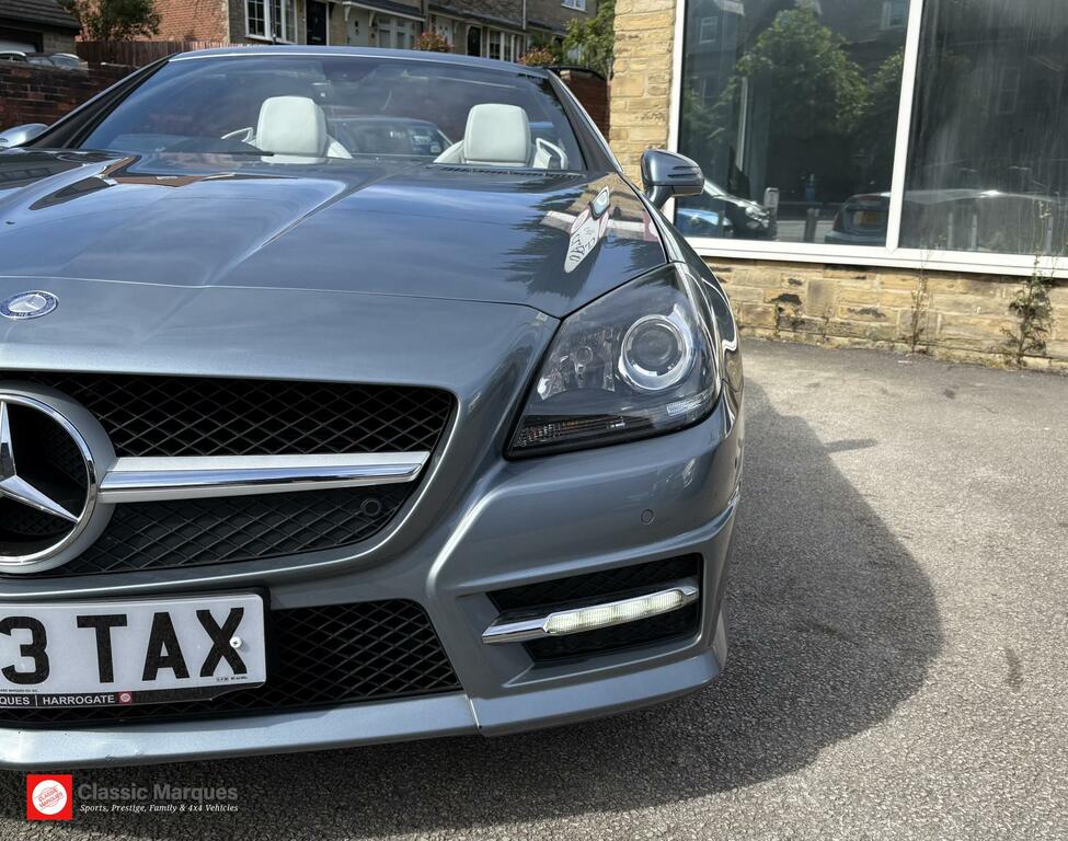 Mercedes-Benz SLK 5.5L Amg Performance Pack Amg Drivers Pack Switcha White #16