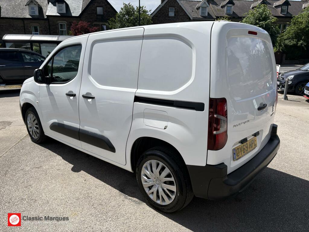 Peugeot Partner Professional White #5