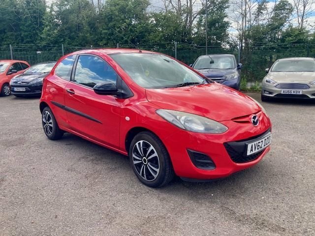 Mazda 2 1.3 Ts Hatchback Ac 75 Ps Red