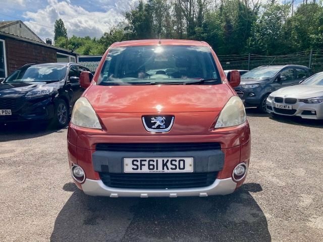 Peugeot Partner Tepee 1.6 Hdi Tepee S Mpv Wav 5 Seats Red #2