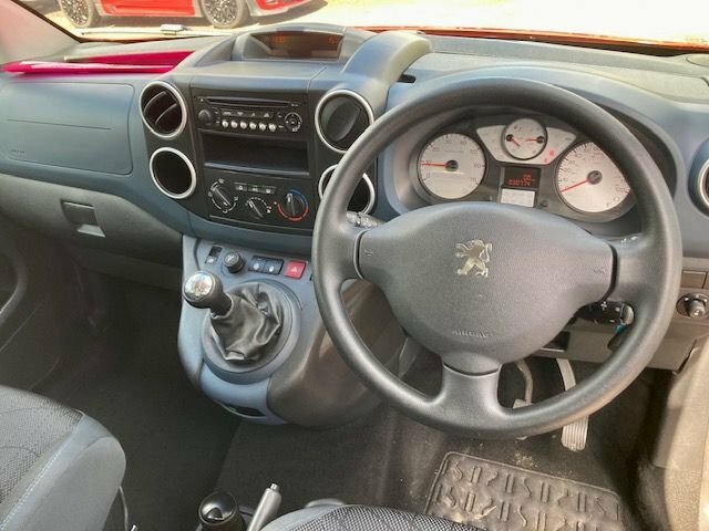 Peugeot Partner Tepee 1.6 Hdi Tepee S Mpv Wav 5 Seats Red #6