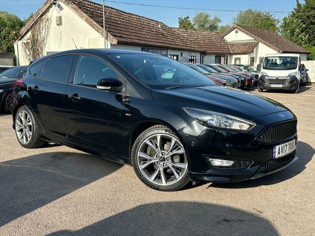 Ford Focus 1.5 Tdci St-line Hatchback Po Black