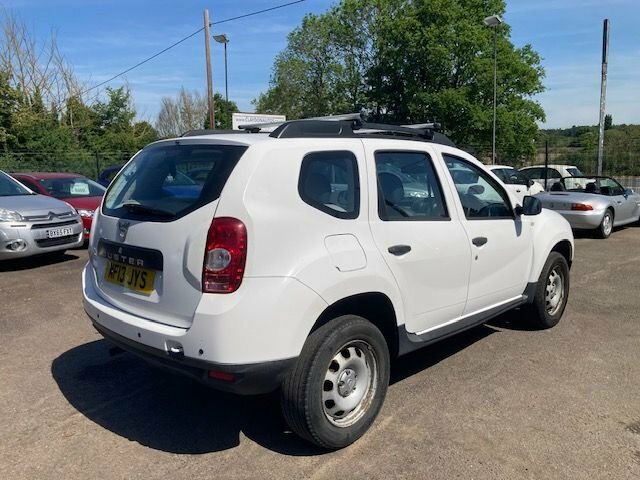 Dacia Duster 1.6 Access Suv 105 Ps New Mot, Cambelt Repla White #3