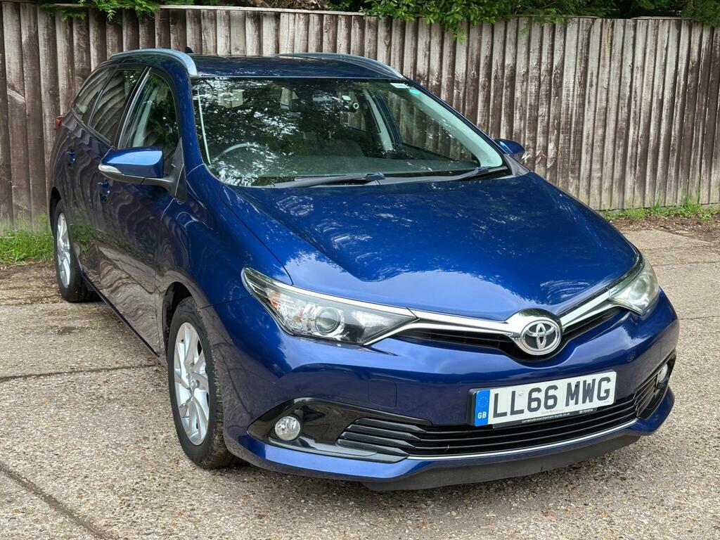 Toyota Auris 1.2 Vvt-i Business Edition Touring Sports Euro 6 LL66MWG Blue #2