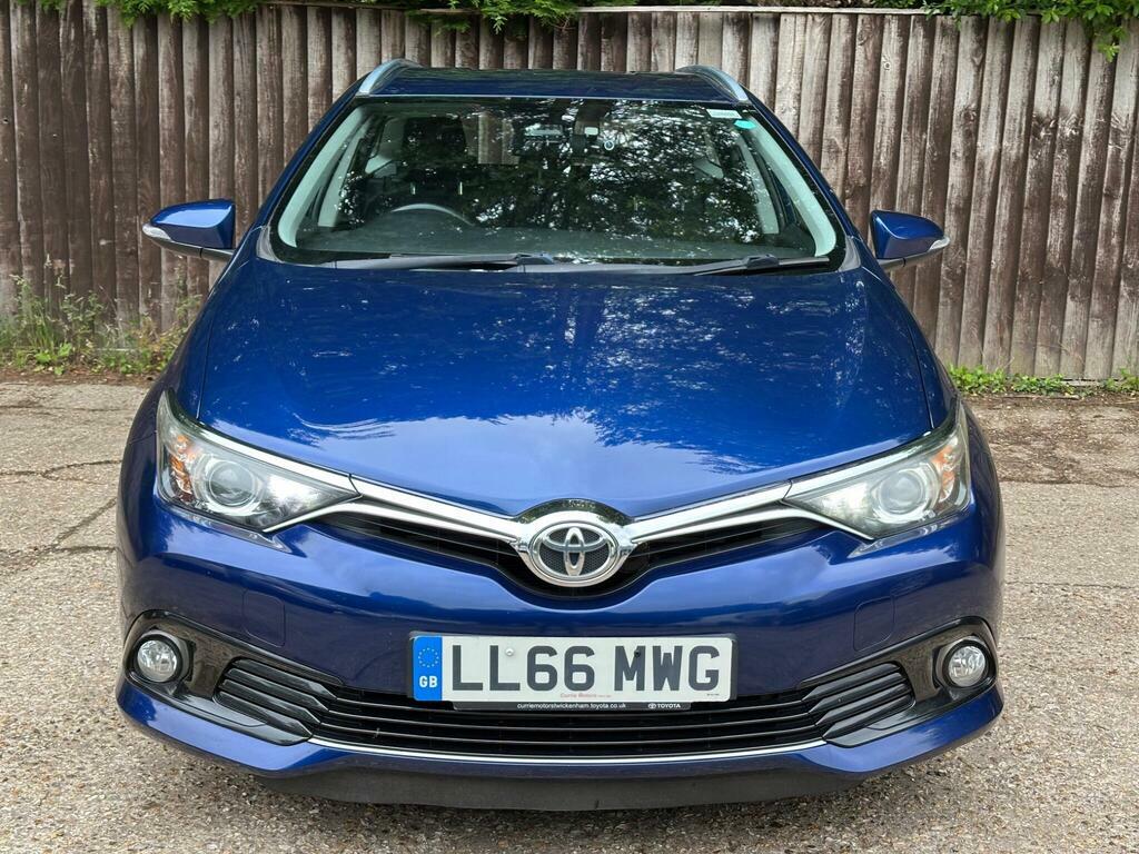 Toyota Auris 1.2 Vvt-i Business Edition Touring Sports Euro 6 LL66MWG Blue #3