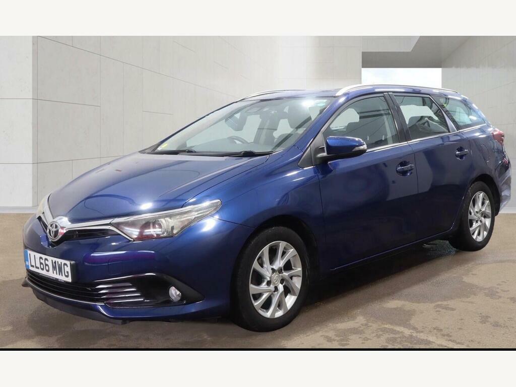 Toyota Auris 1.2 Vvt-i Business Edition Touring Sports Euro 6 Blue