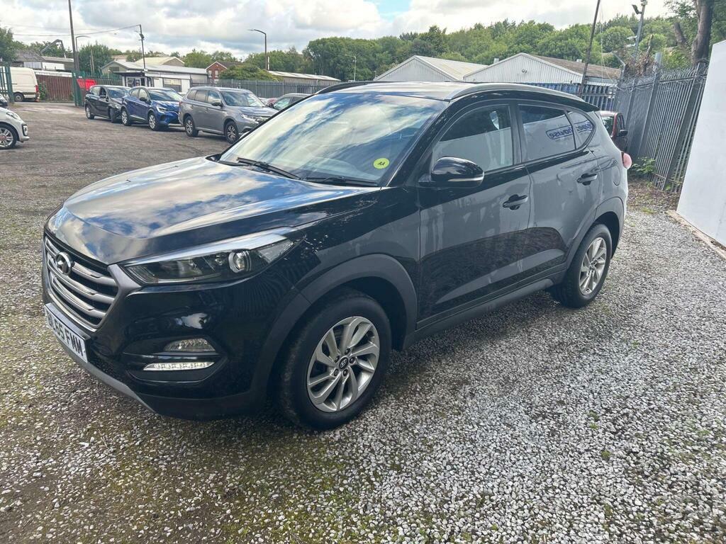 Hyundai Tucson Crdi Blue Drive Se White #1