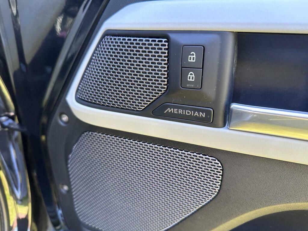 Land Rover Defender 110 Defender X-dynamic Hse Phev Black #29