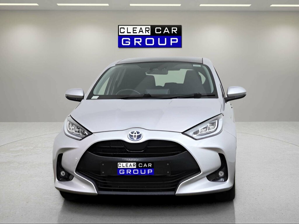 Toyota Yaris 1.5 Vvt-h Design E-cvt Euro 6 Ss Silver #11