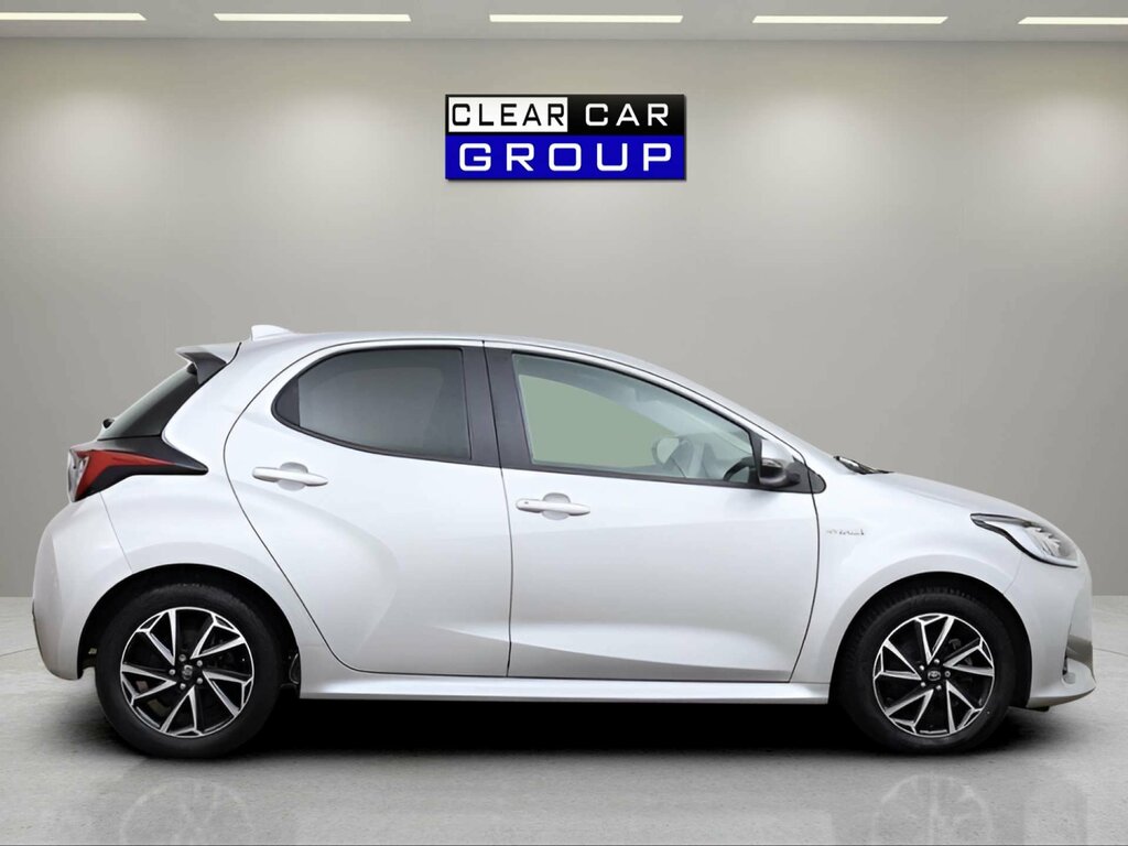 Toyota Yaris 1.5 Vvt-h Design E-cvt Euro 6 Ss Silver #13