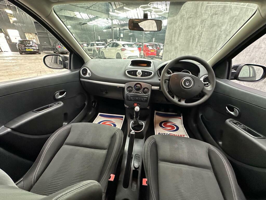 Renault Clio Dynamique Blue #22