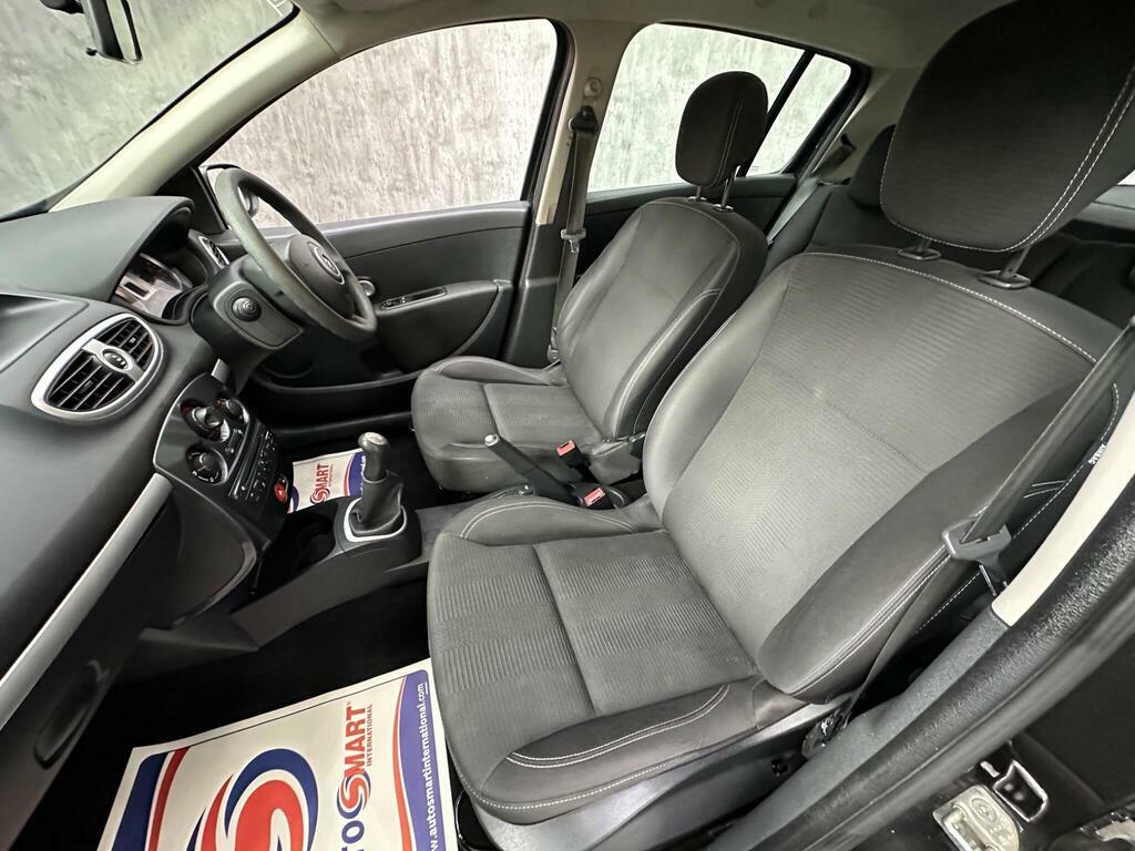 Renault Clio Dynamique Blue #25