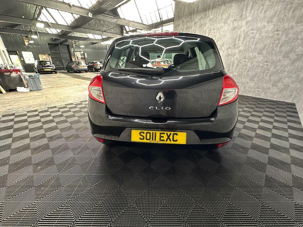 Renault Clio Dynamique Blue #11