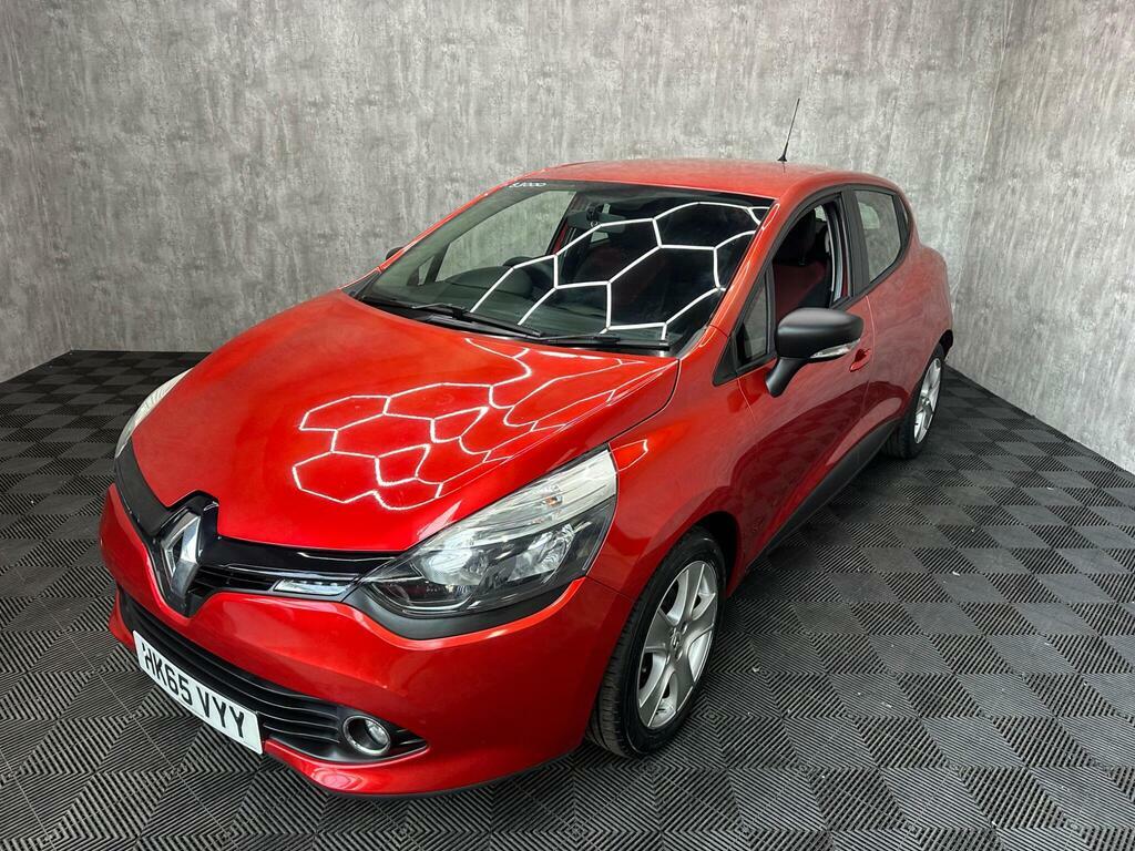 Renault Clio 1.2 16V Play Euro 6 Red #2