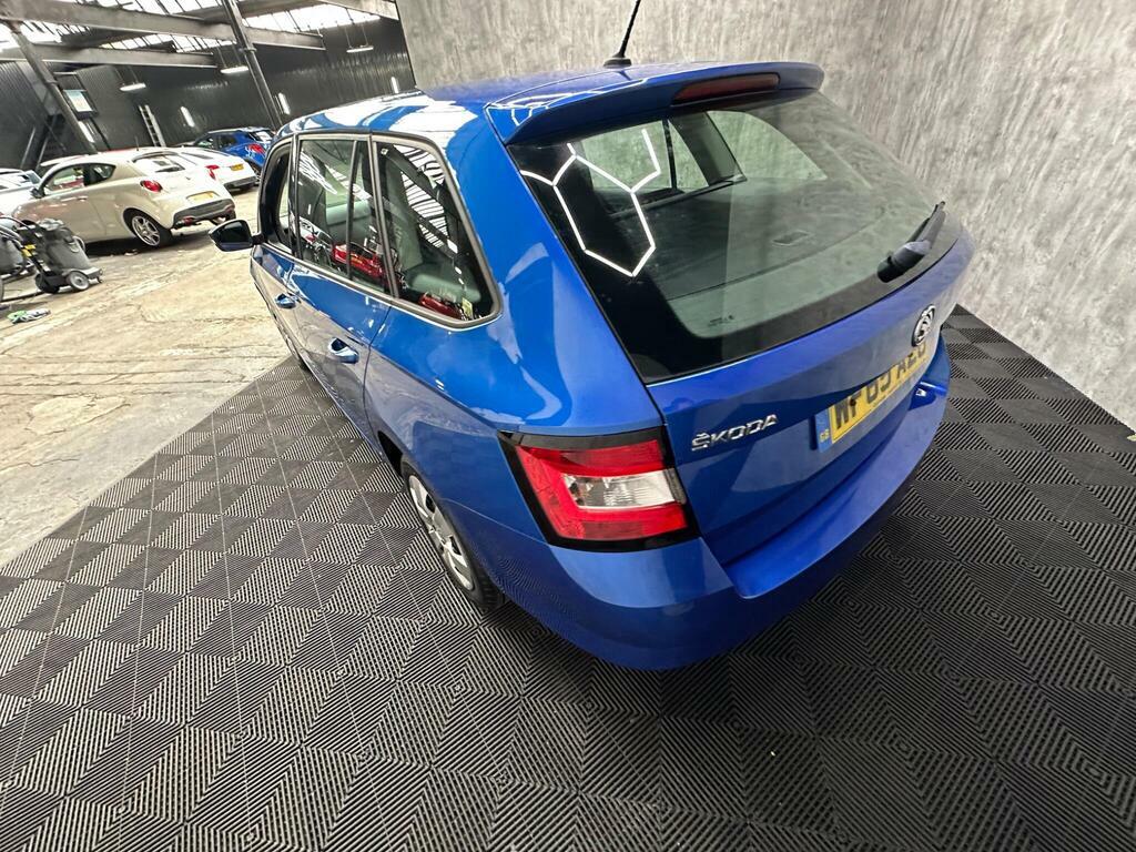 Skoda Fabia 1.4 Tdi Se Dsg Blue #12