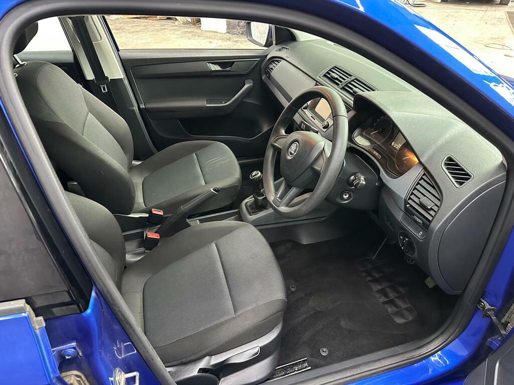 Skoda Fabia 1.4 Tdi Se Dsg Blue #20