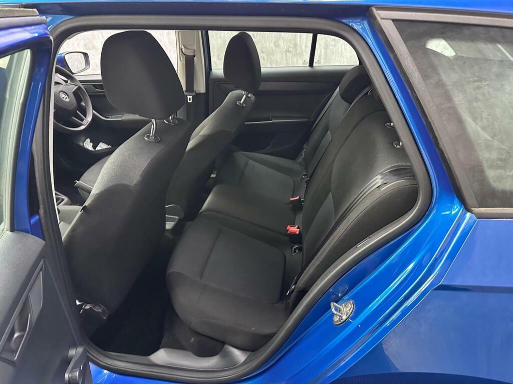 Skoda Fabia 1.4 Tdi Se Dsg Blue #24