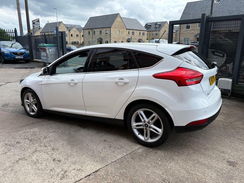 Ford Focus 1.0T Ecoboost Titanium Euro 6 S S BN18OHS White #4