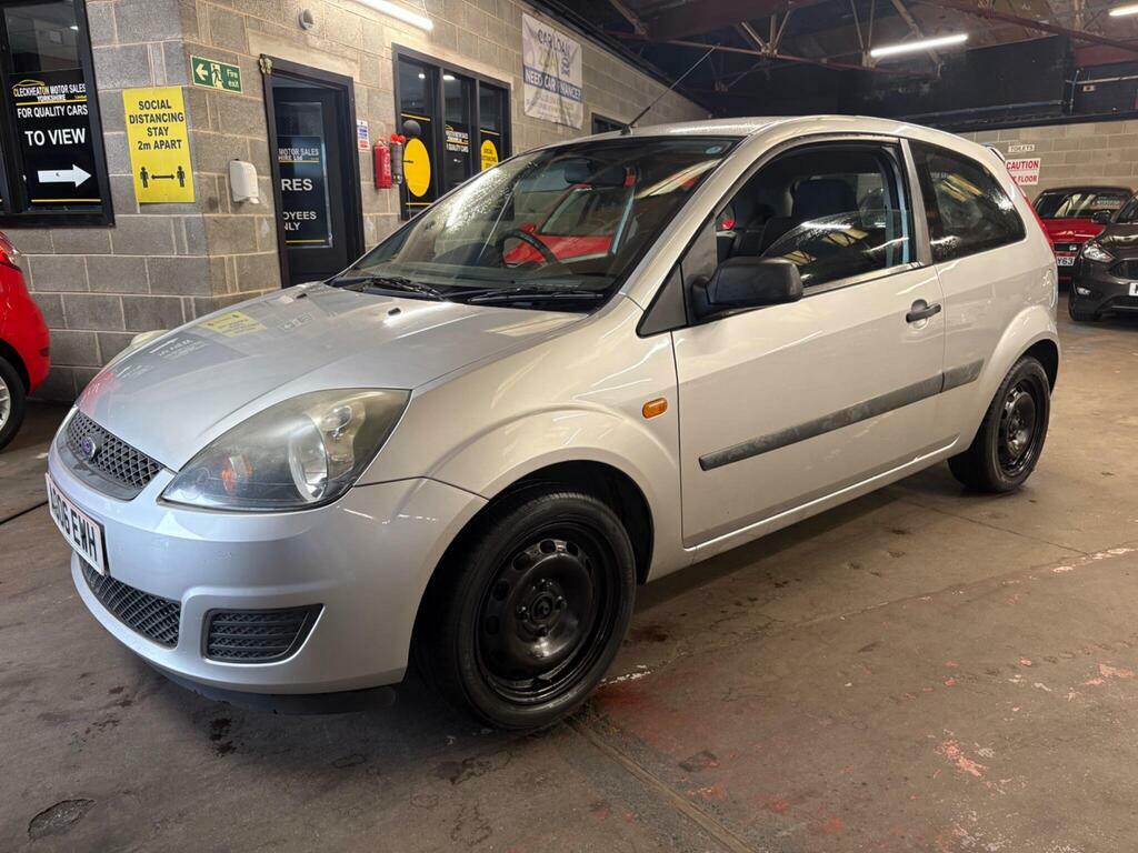 Ford Fiesta 1.25 Style Climate Silver #2