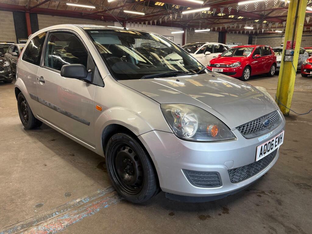 Ford Fiesta 1.25 Style Climate Silver