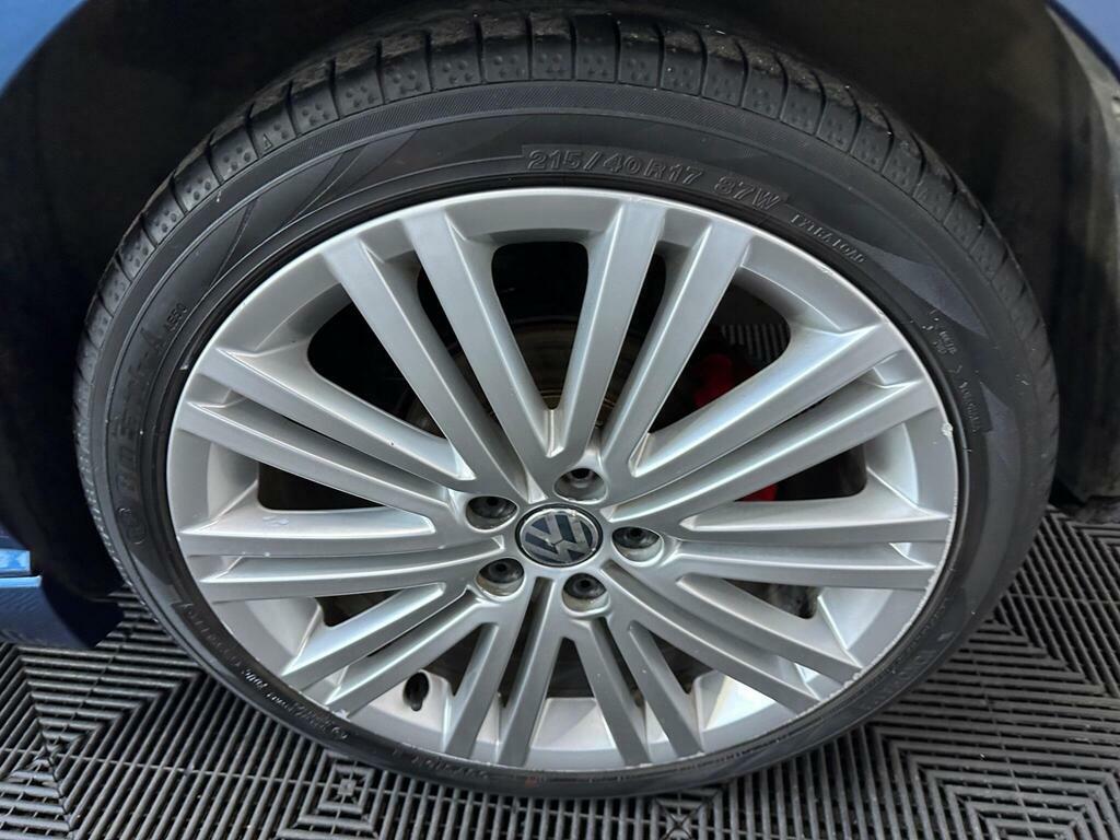Volkswagen Polo Hatchback White #18