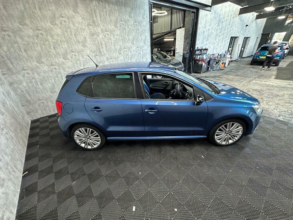 Volkswagen Polo Hatchback White #8