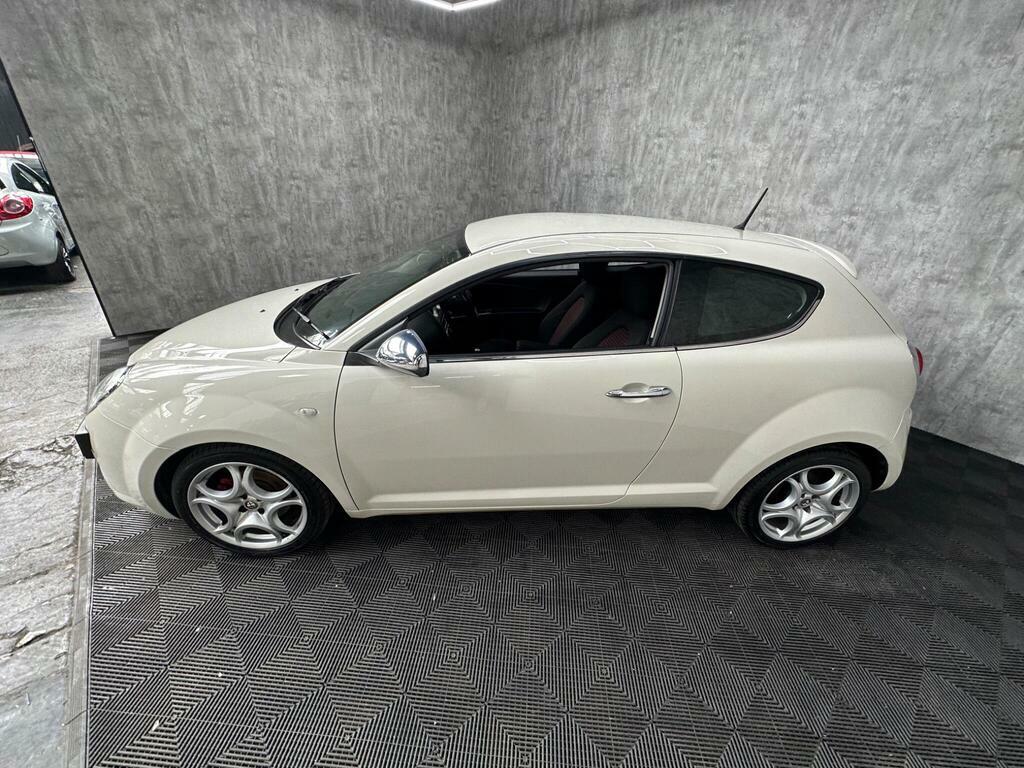 Alfa Romeo MiTo Hatchback 1.6 Jtdm-2 Distinctive 2013 Red #16