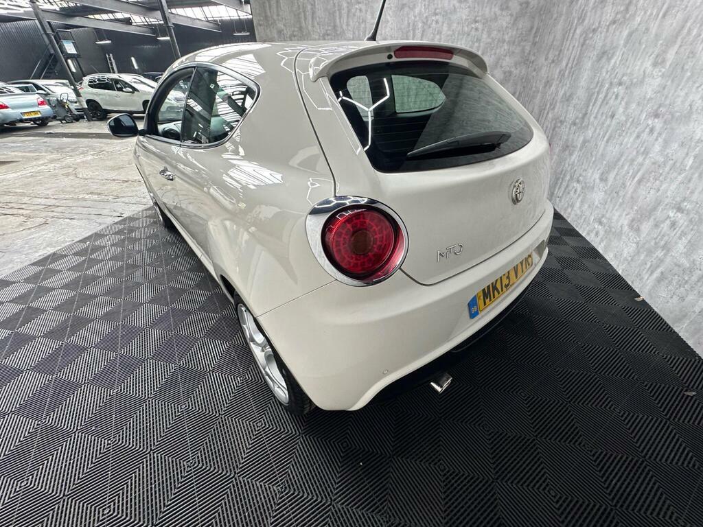 Alfa Romeo MiTo Hatchback 1.6 Jtdm-2 Distinctive 2013 Red #13