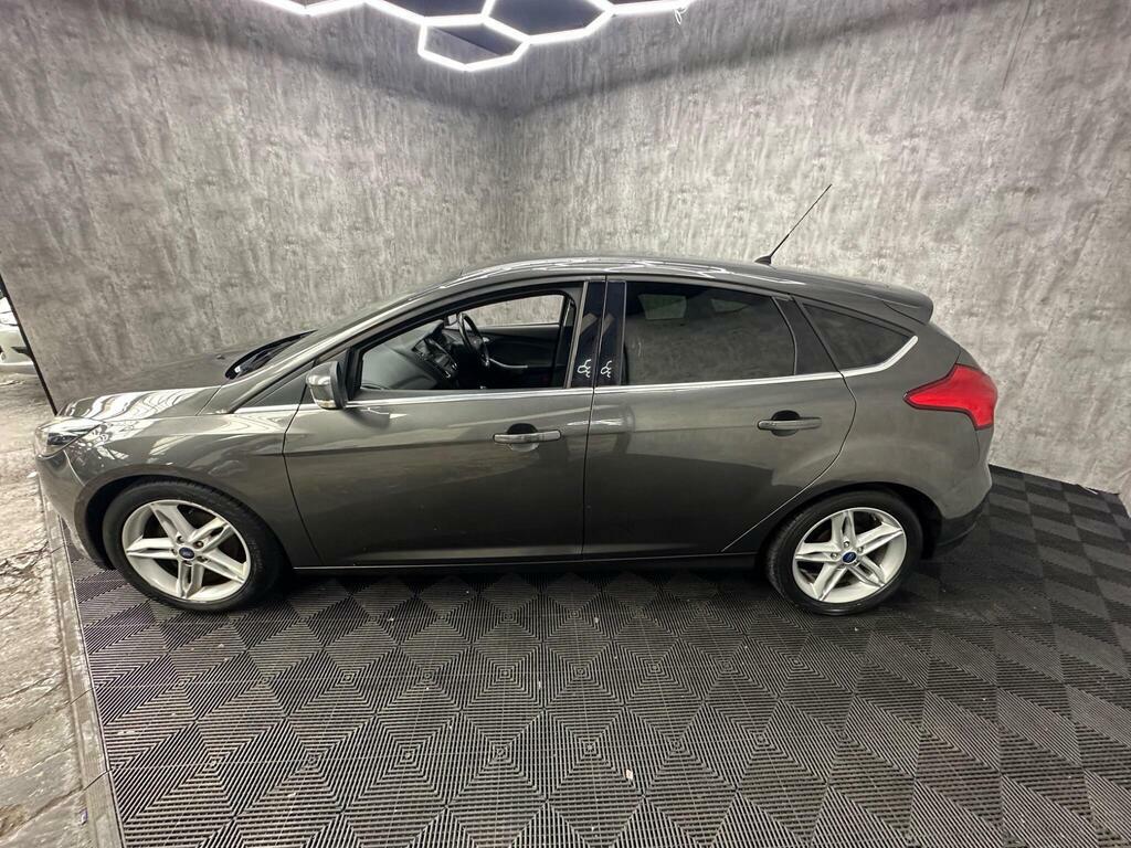 Ford Focus Zetec Grey #15