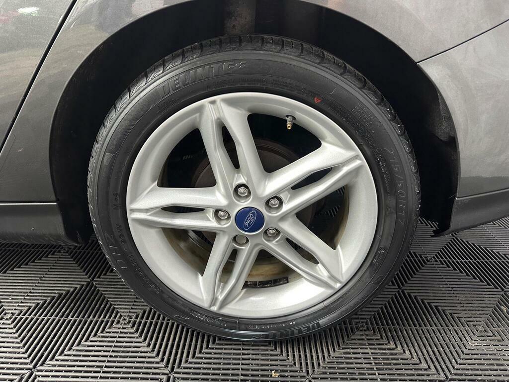 Ford Focus Zetec Grey #18
