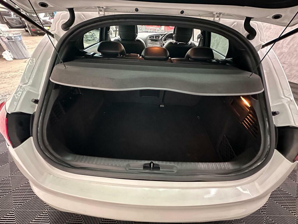Citroen DS4  White #24