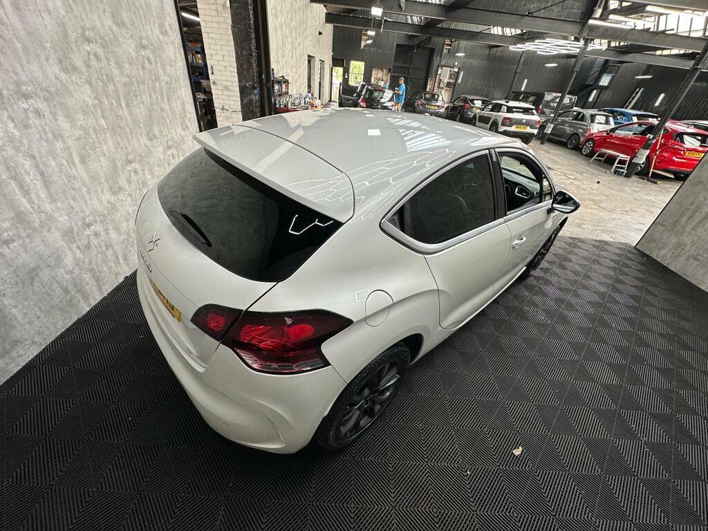 Citroen DS4  White #10