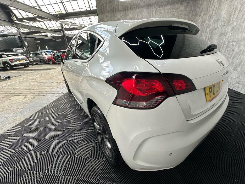 Citroen DS4  White #13