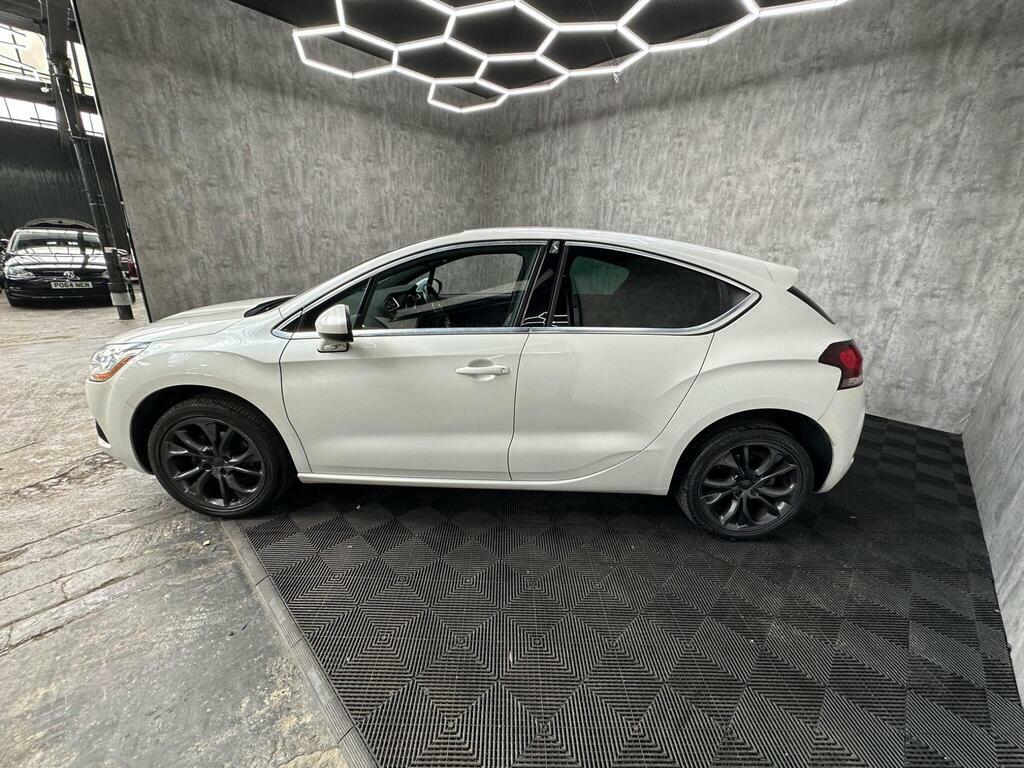 Citroen DS4  White #15