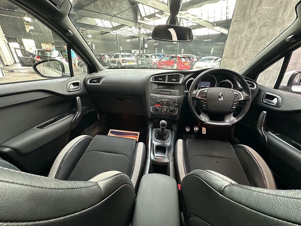 Citroen DS4  White #23