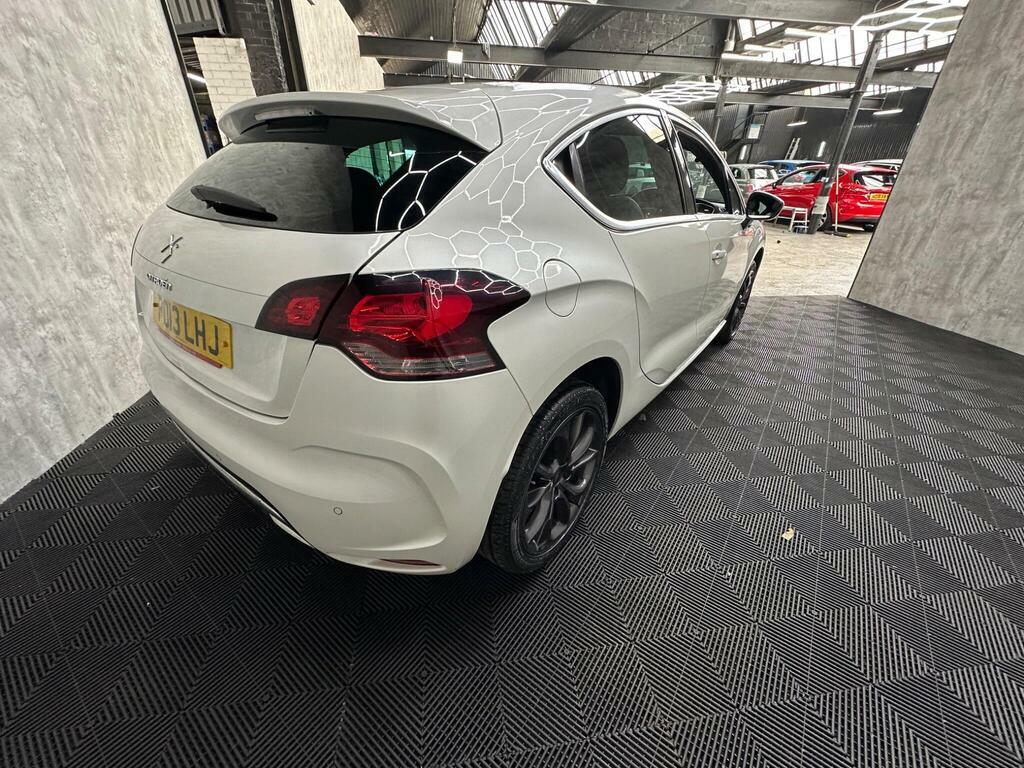 Citroen DS4  White #9