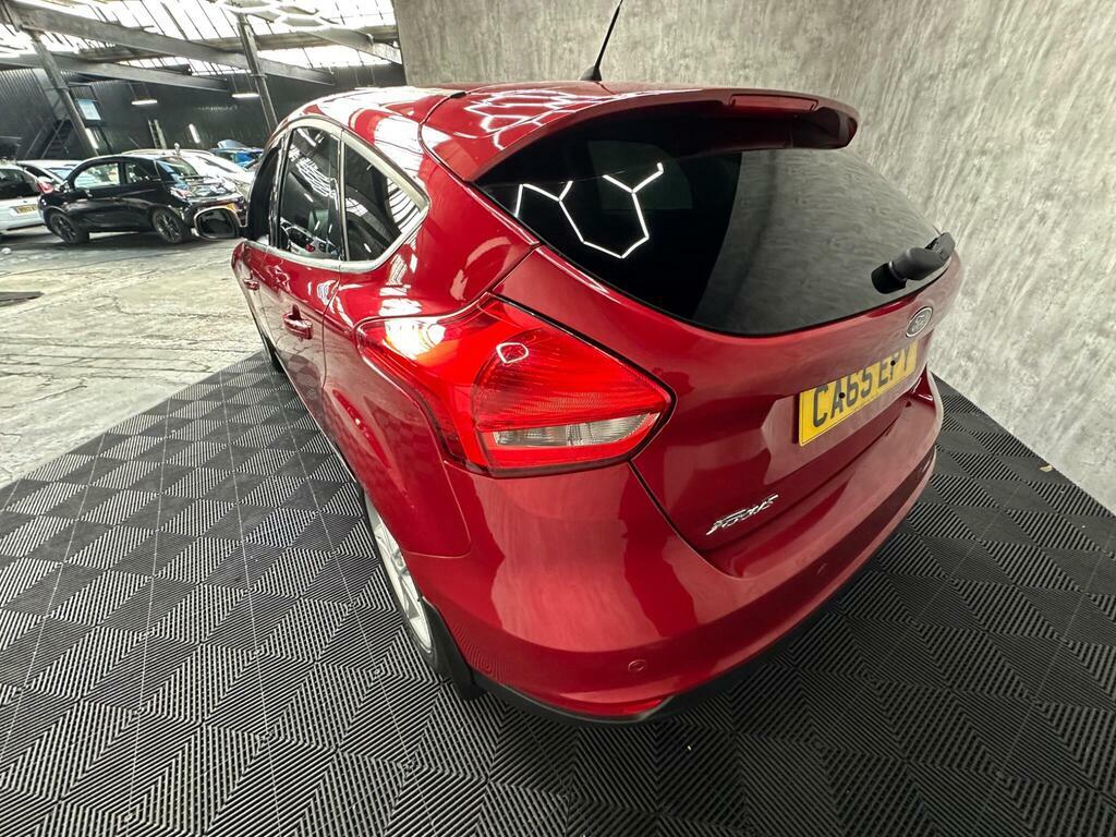 Ford Focus 1.5 Tdci Titanium Hatchback Silver #12
